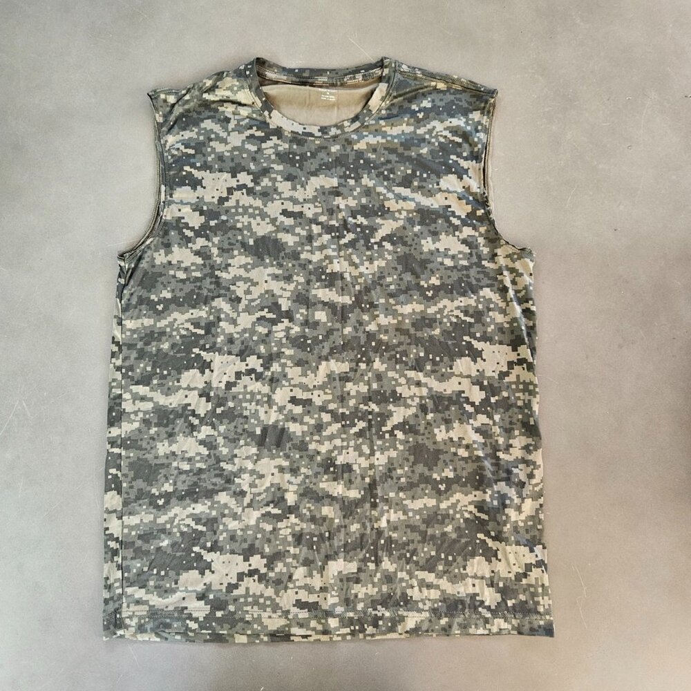 Old Navy Sleeveless Tee Camo
